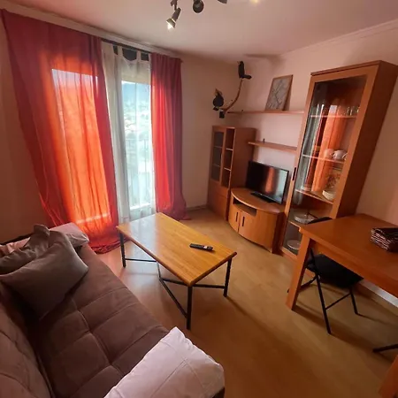 Casa Senderuela By Cardi Daire